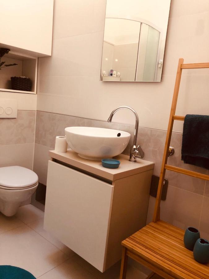 Room 44 Осиек Экстерьер фото